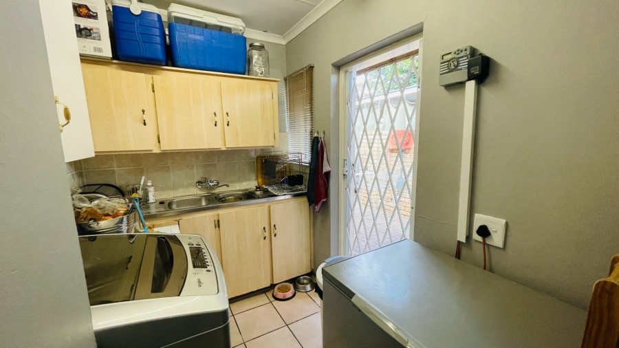 2 Bedroom Property for Sale in Potchefstroom South North West